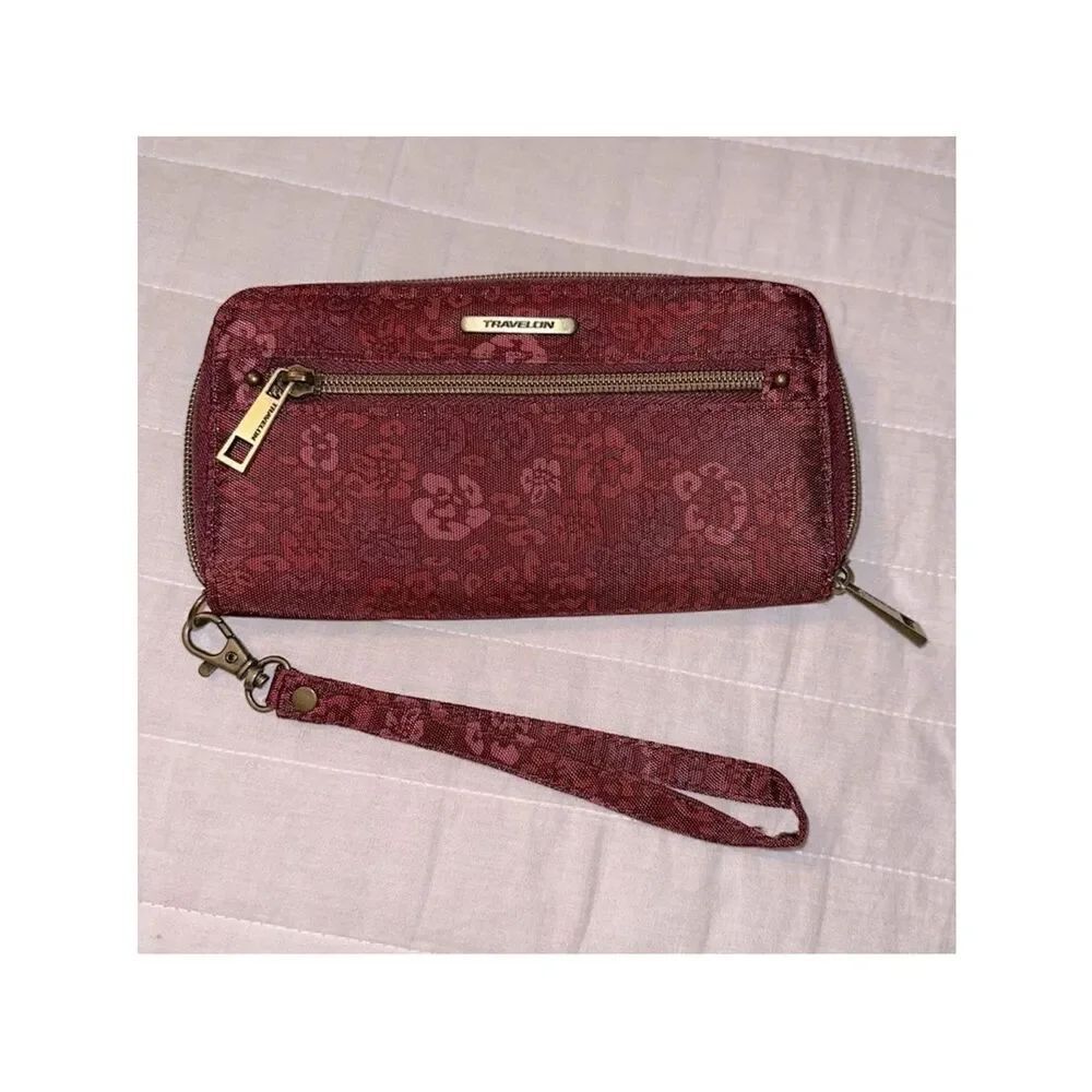 Travelon Burgundy Floral Nylon Travel Wallet Wristlet
